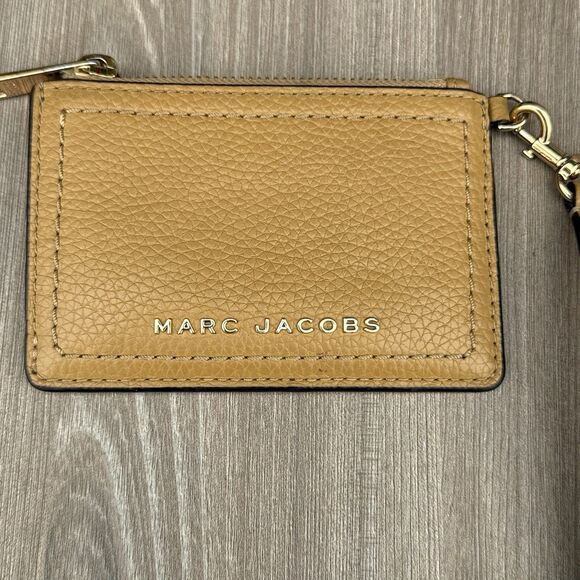 Marc Jacobs Groove Top Zip Wristlet Brown Card Holder S102L01RE22 - Picture 2 of 9